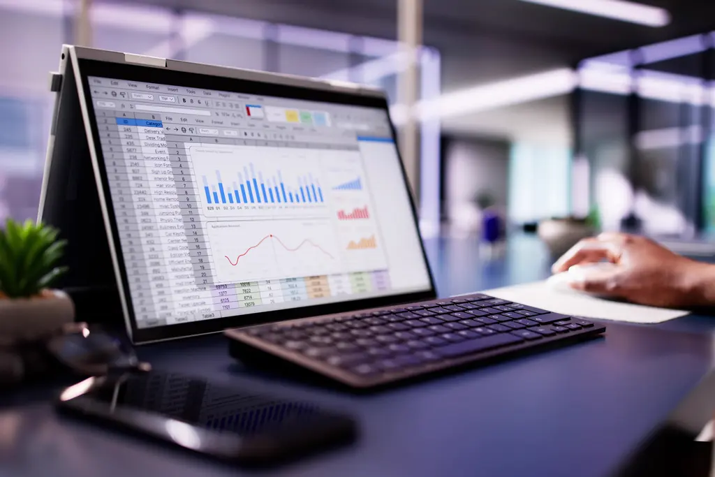 Quel CRM mobile choisir pour aider vos commerciaux sur le terrain 