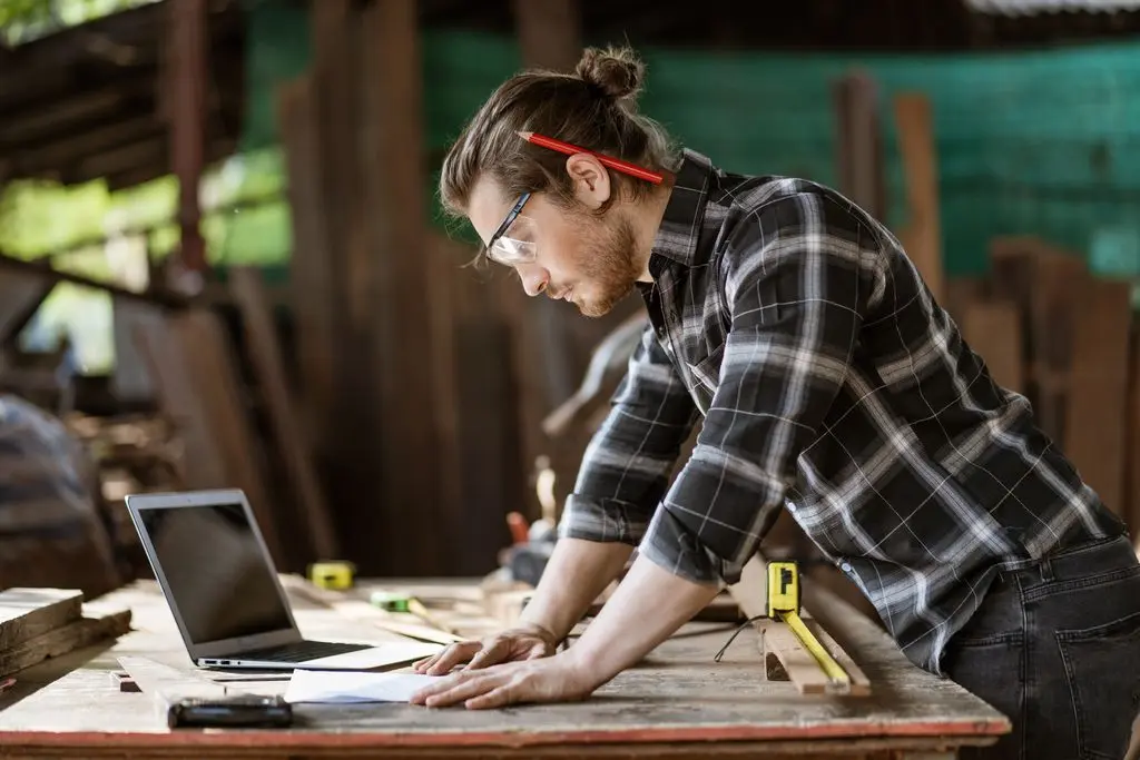 Les 7 Meilleurs Outils d'IA pour Créer un Site Web