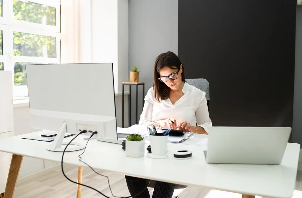 Réinventer la relation client en France : le potentiel des CRM pilotés par l’IA