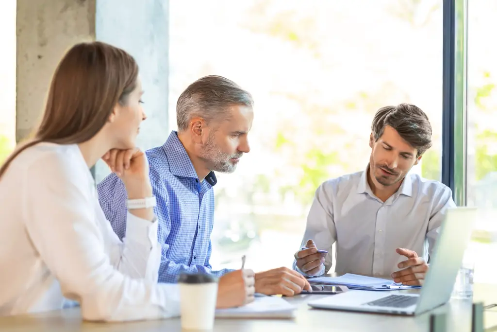 Transformez les entretiens annuels en expérience « Wrapped » : un rituel motivant plutôt qu’une corvée