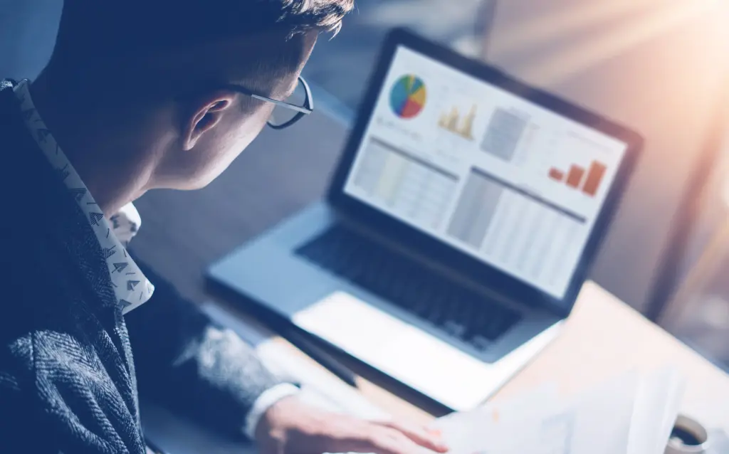 Qu'est-ce qu'un Business Model Canvas : exemples et modèles