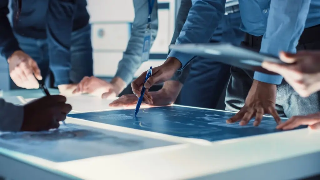 Meilleurs outils pour anticiper les tendances du marché en technologie et innovation