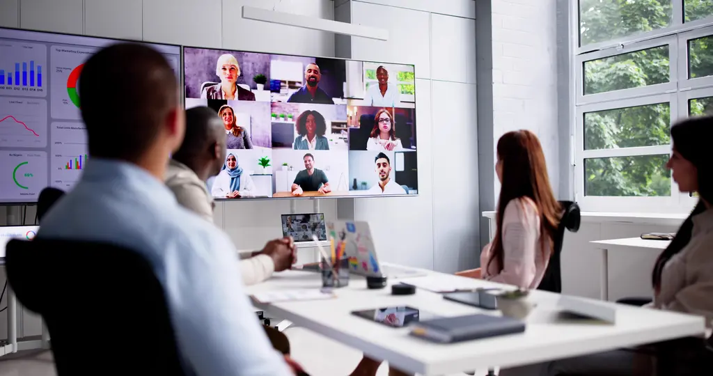 Communication interne : 10 conseils pour réussir avec des employés en télétravail